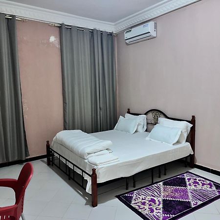 Residences Primis Thies - Appartements Et Chambres Exterior foto