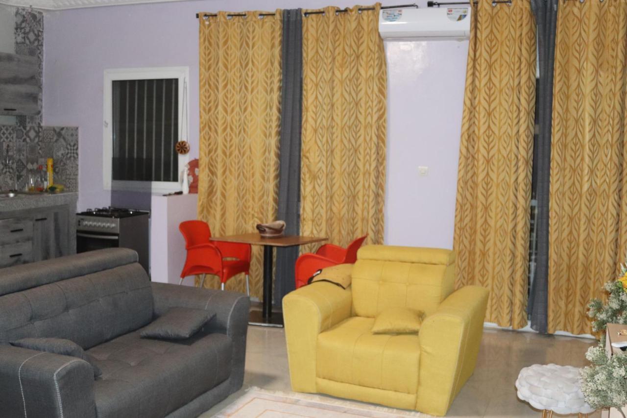 Residences Primis Thies - Appartements Et Chambres Exterior foto